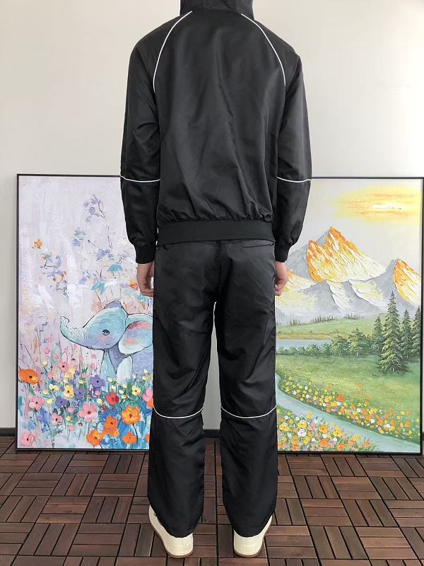 G C I Jacket · 4