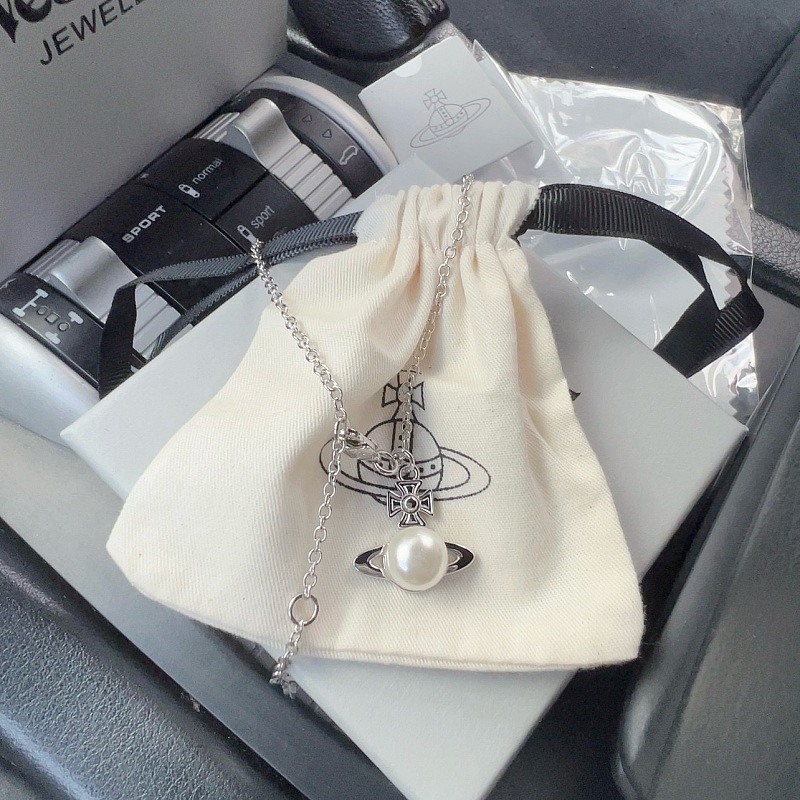 Vivienne Westwood Jewelry 6