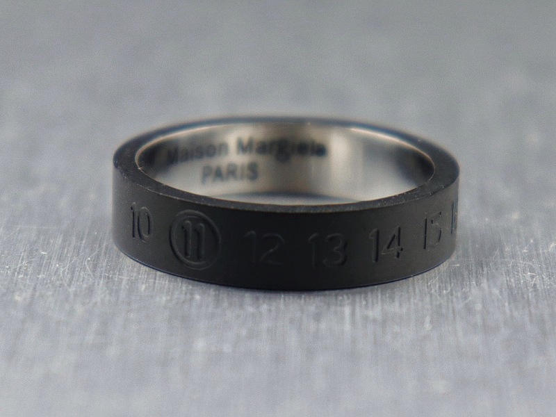 M Is N M R Ie A Jewelry · 3