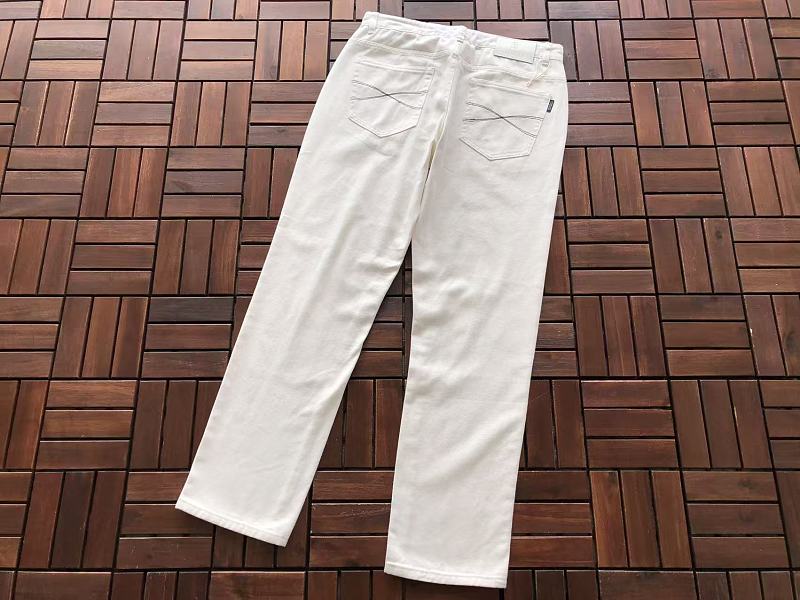 Br N L O C Ci L I Jeans · 6