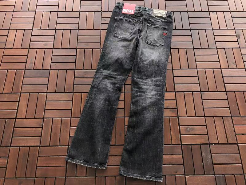 D E E Jeans · 4