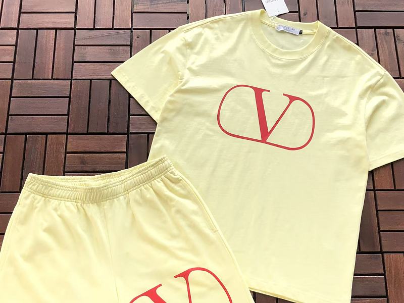 Top Pants Valentino T-shirt Shorts 8