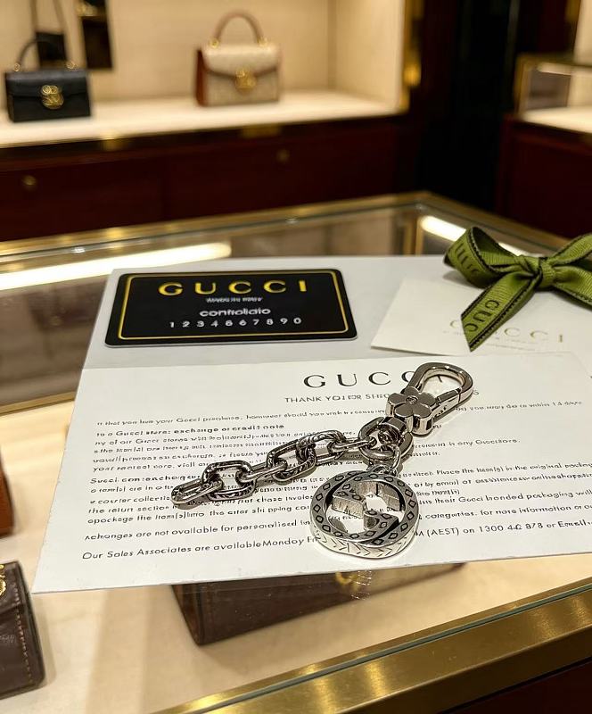 G C I Jewelry · 3