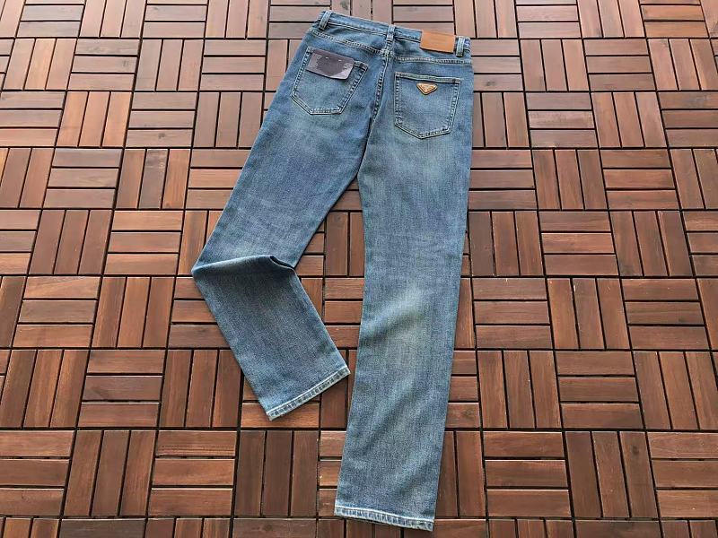 P A A Jeans · 4