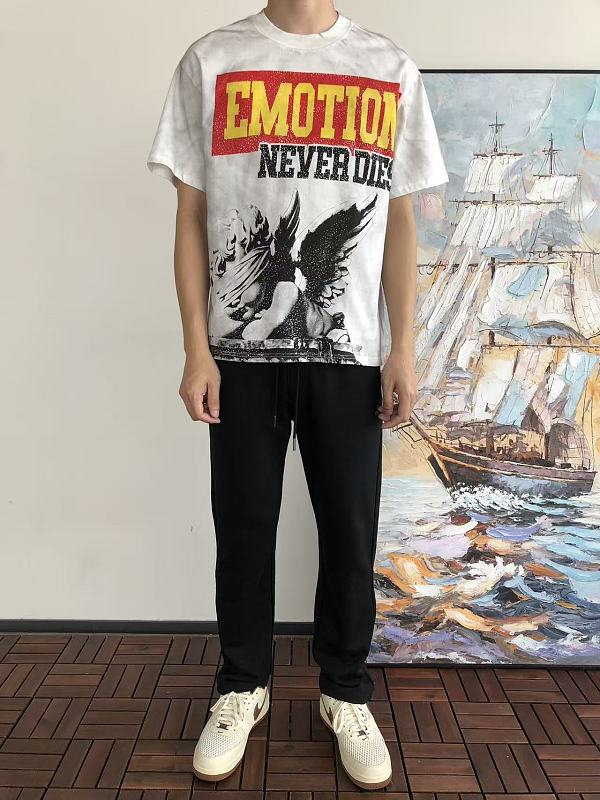 M Ed E Ti N T-shirt · 3