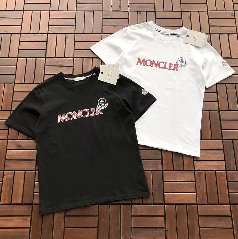 M R T-shirt · 5
