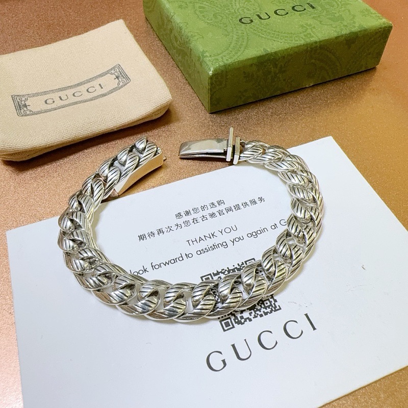 G C I Jewelry · 4