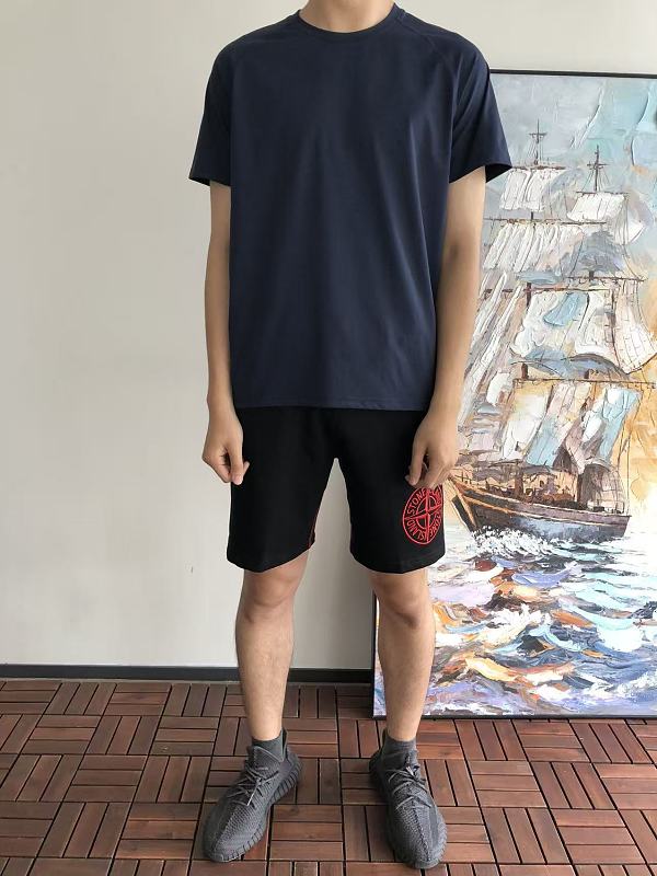 L Ul M N T-shirt · 4