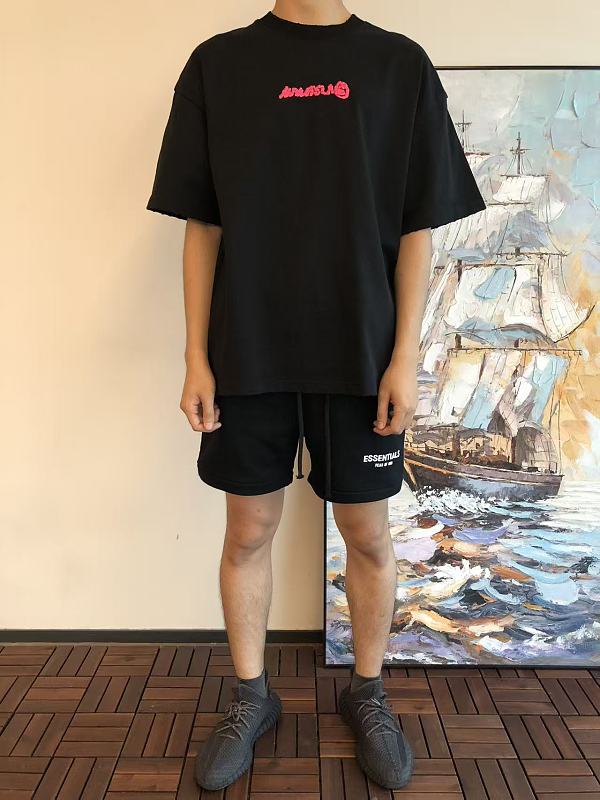 M Is N M R Ie A T-shirt · 3