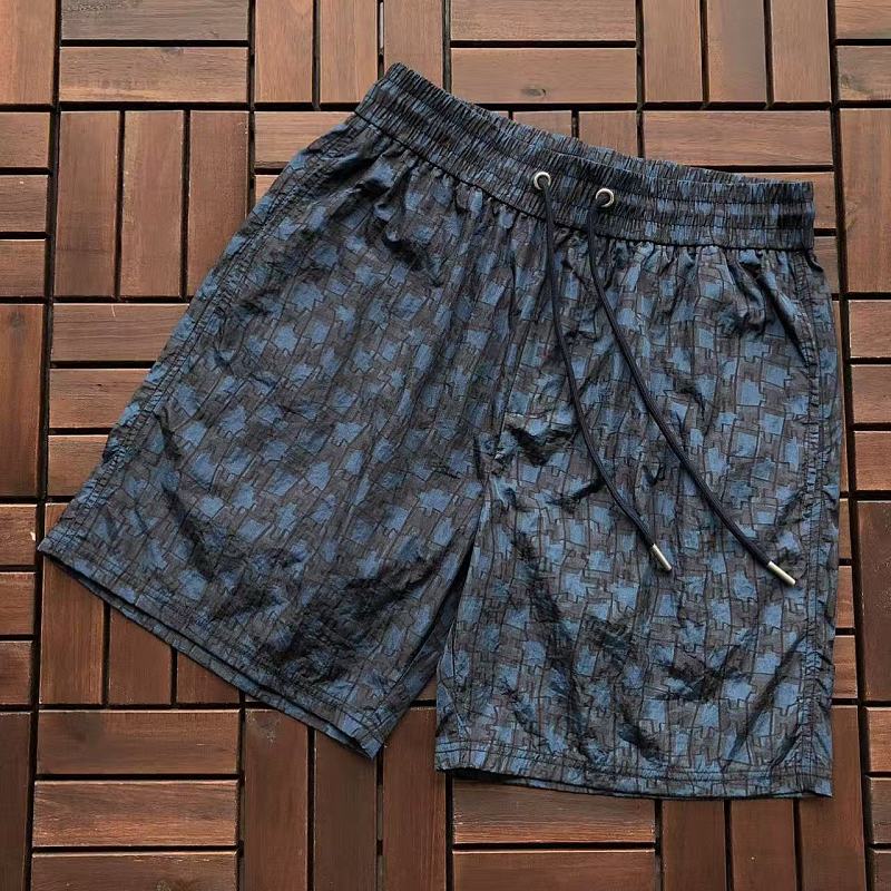 H R E Shorts · 6
