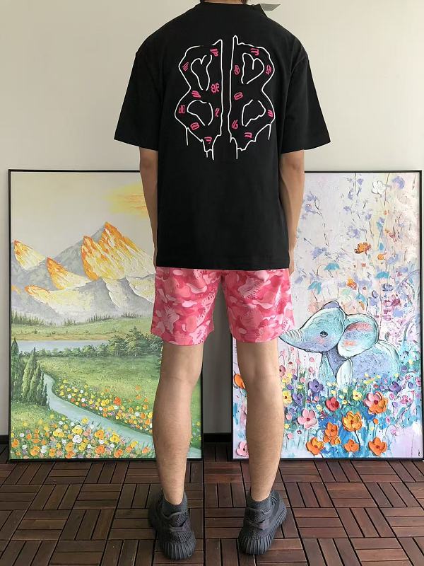 B L Ia A T-shirt · 4