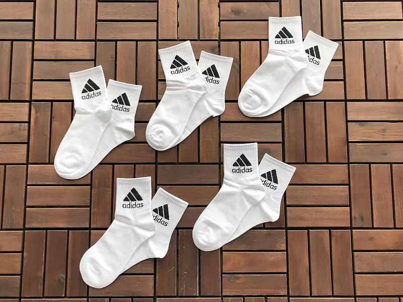 Di As Socks · 4