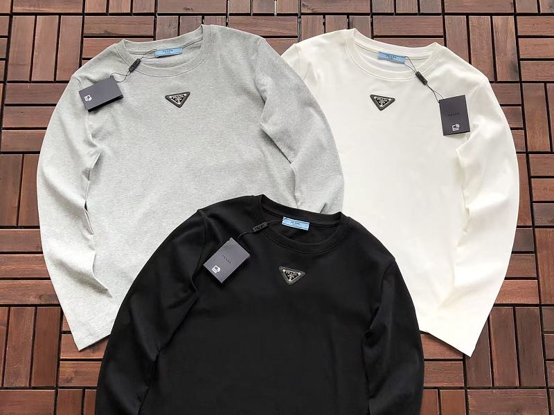 P A A Long-sleeve Woman · 5