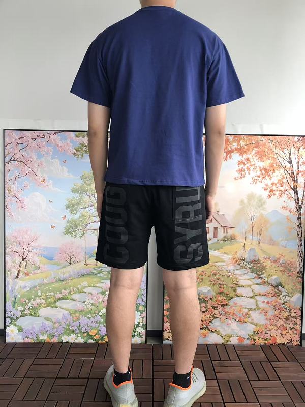M Rt A T-shirt · 5