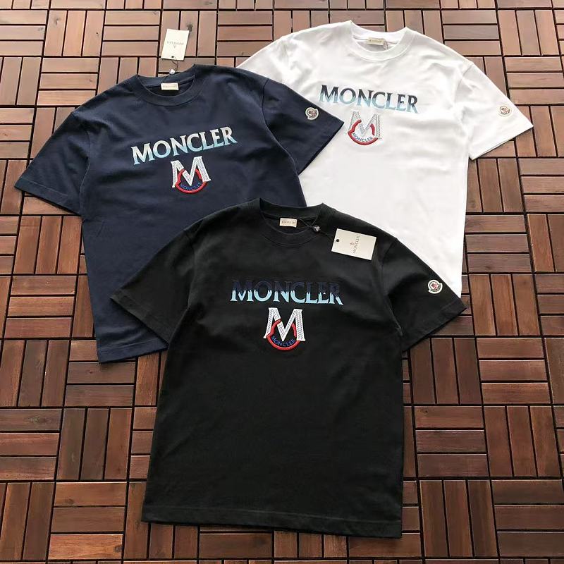 M R T-shirt · 5