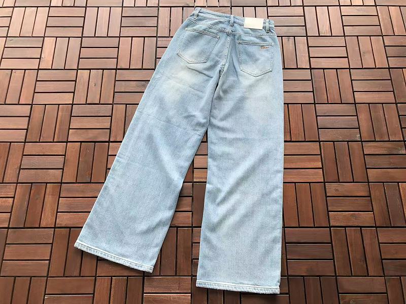 D O Jeans Woman · 4