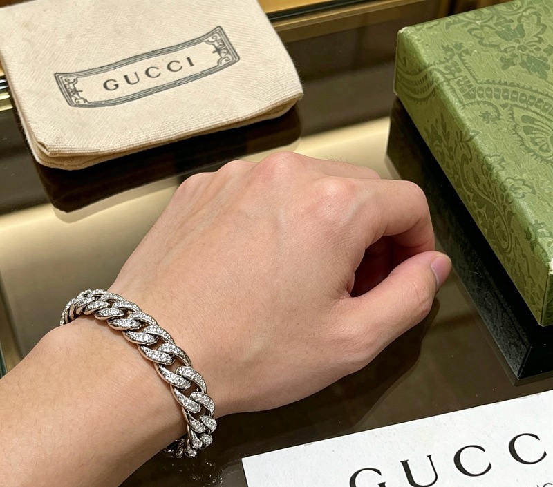 G C I Jewelry · 4