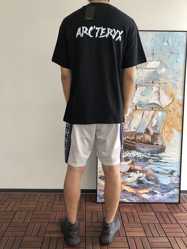 A T Yx T-shirt · 4