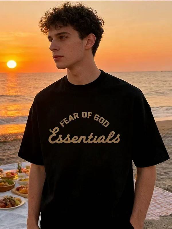 Essentials T-shirt 3