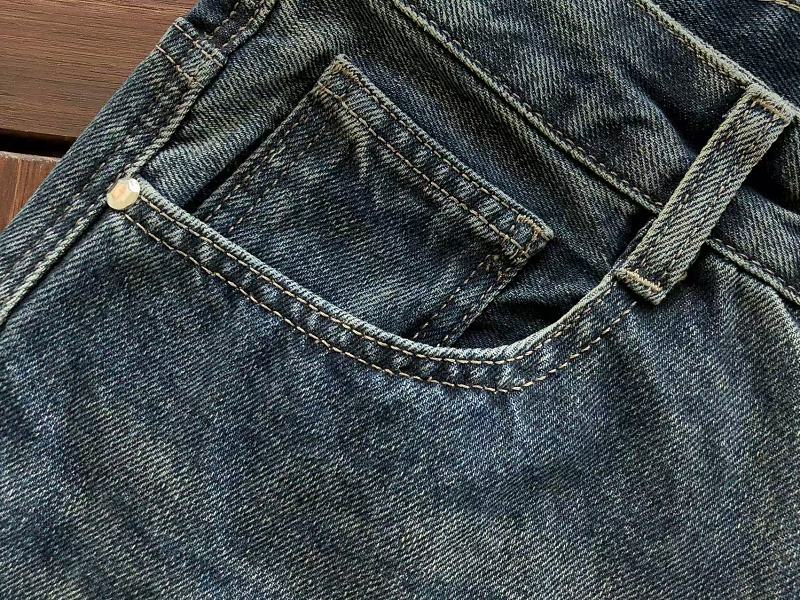 L Jeans · 6