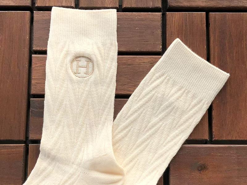 H R E Socks · 5