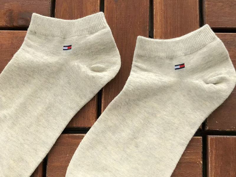 T H R Socks 9