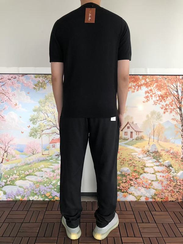 L O P A A T-shirt Sweater · 5