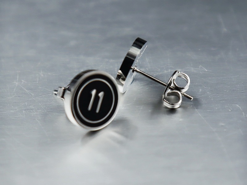 M Is N M R Ie A Jewelry 6