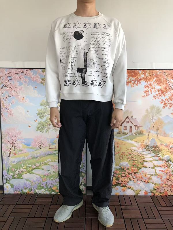 E.r.d Sweater · 5