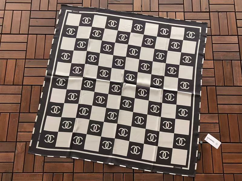 C A E Scarf · 5