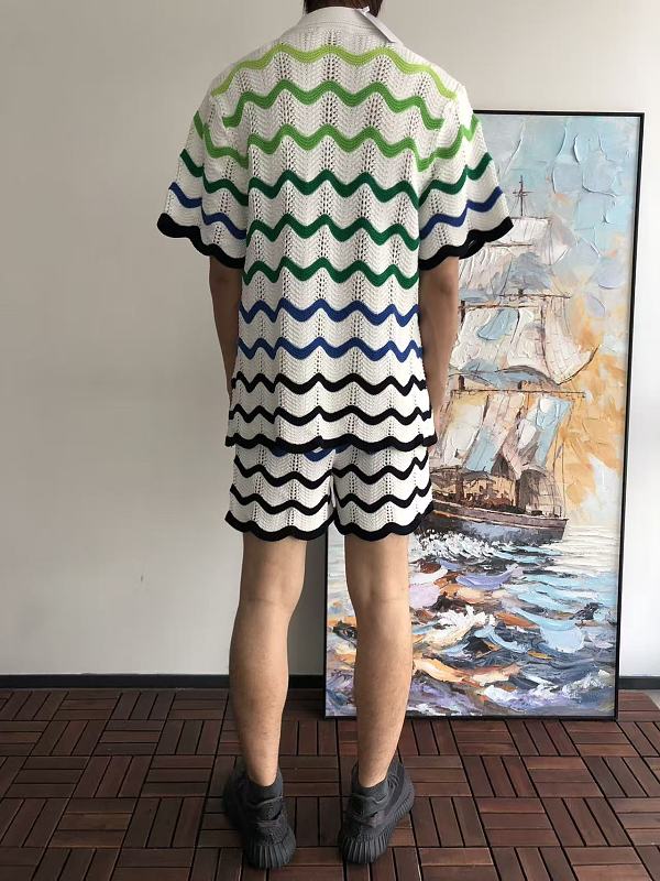 C S Bl C Sweater T-shirt Shorts 5