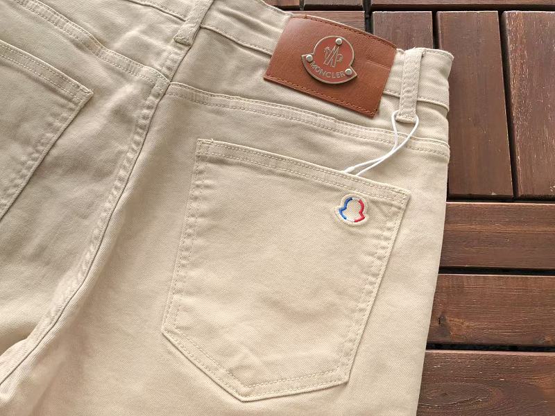 M R Jeans · 6