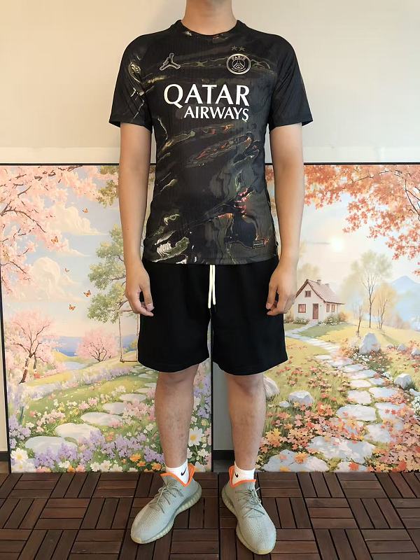 Football T-shirt · 5