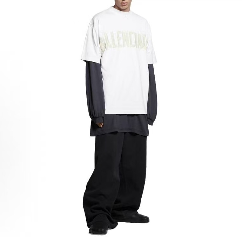 B L Ia A T-shirt · 2