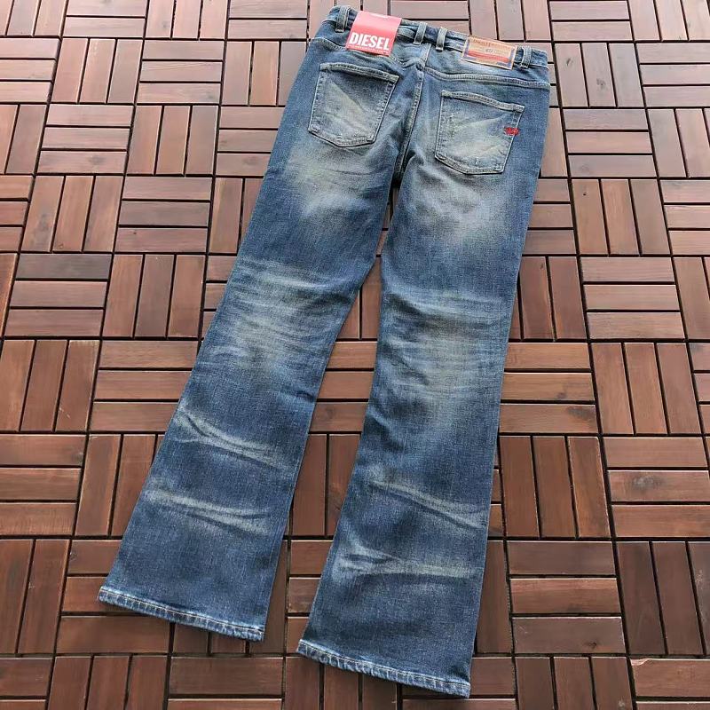 D E E Jeans · 3