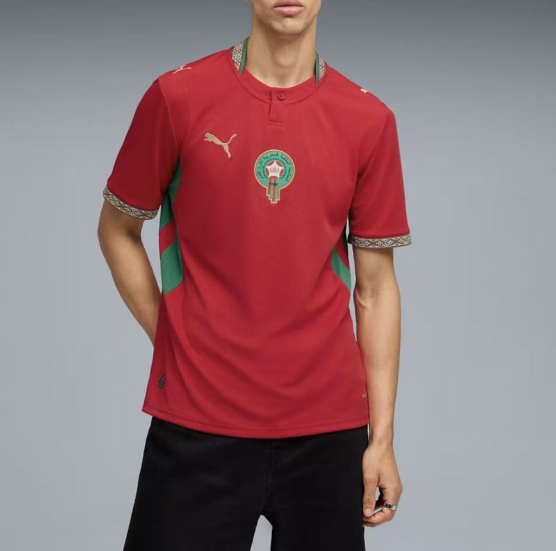 Football T-shirt · 3
