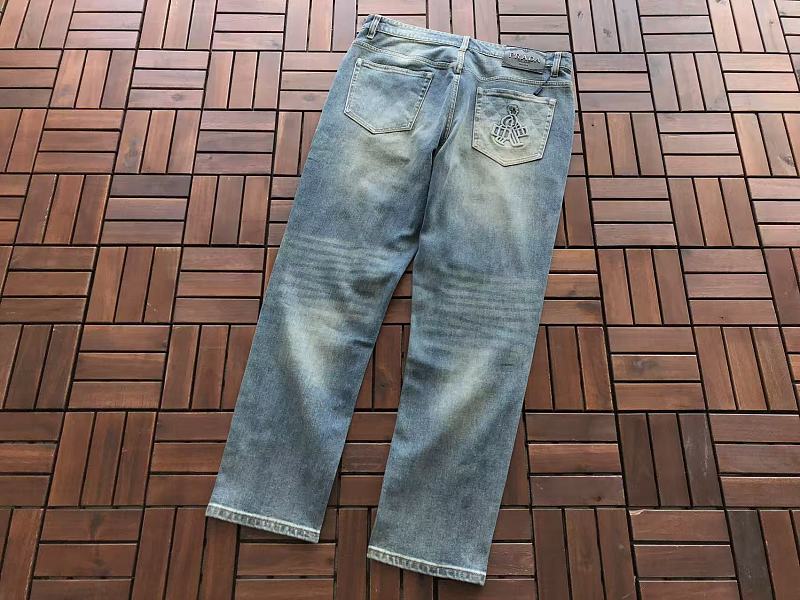 P A A Jeans · 4