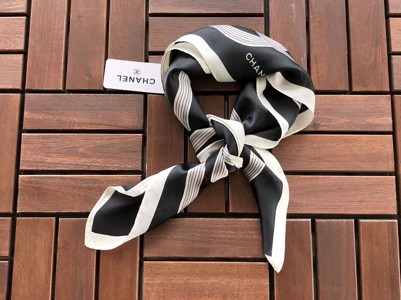 C A E Scarf · 3