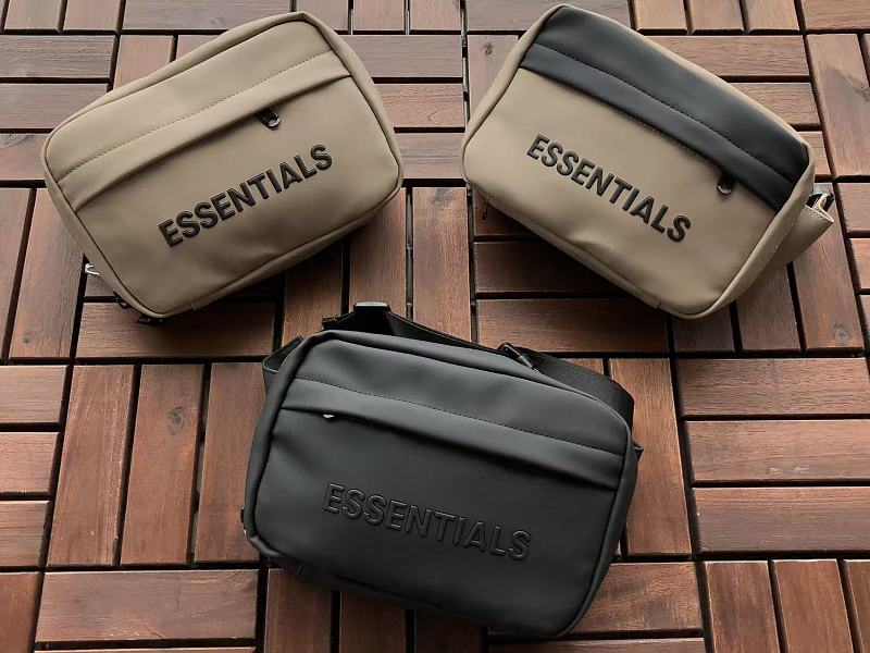 Essentials Bag 4