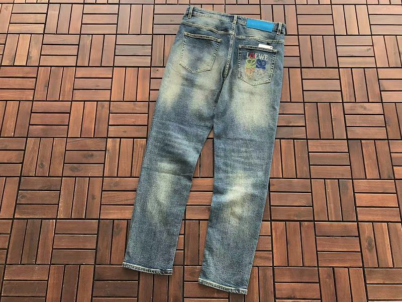 L E Jeans · 6