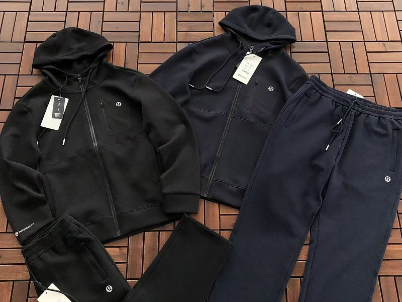 L Ul M N Hoodie Trousers · 6