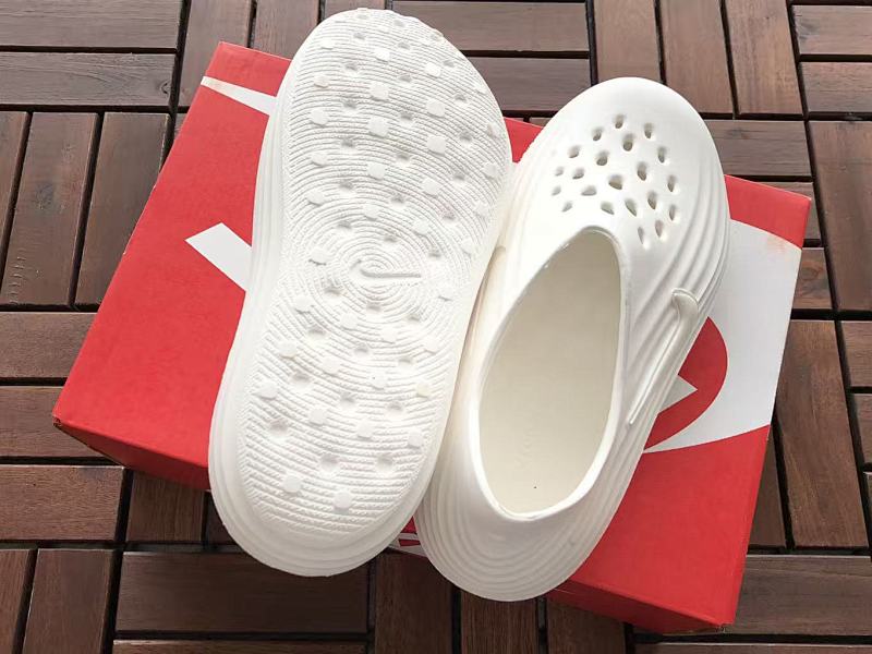 Nike Slippers 9