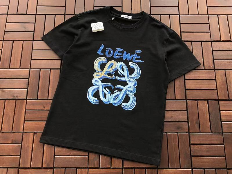 L E T-shirt 11