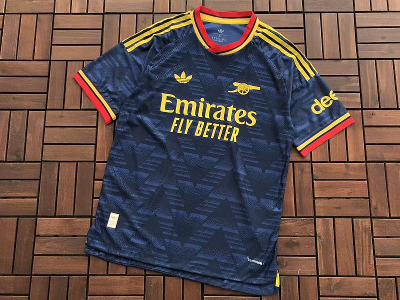 Football T-shirt · 5
