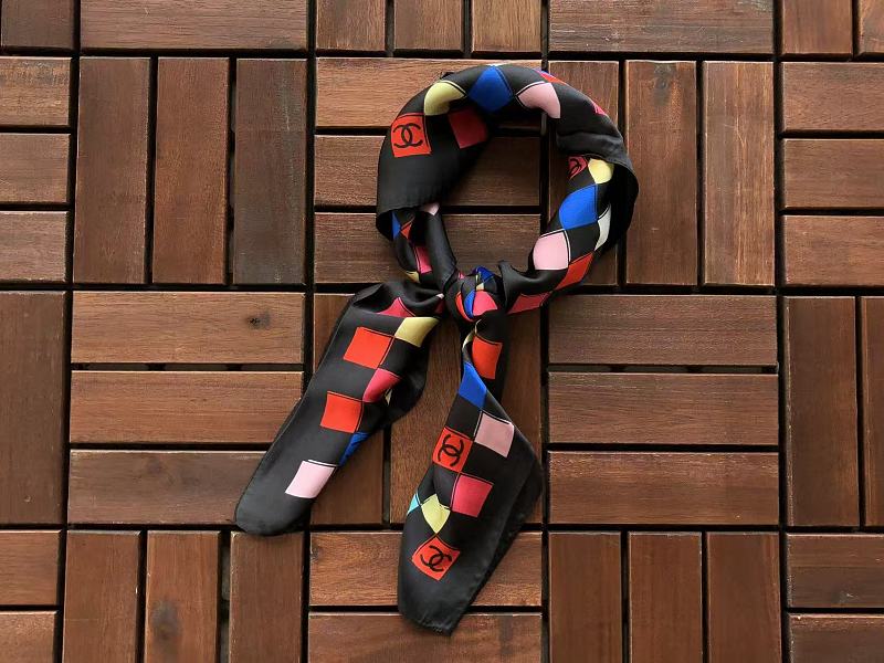 C A E Scarf · 3