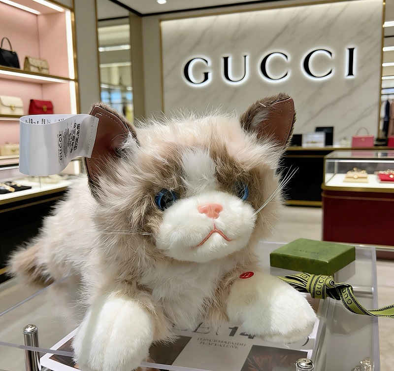 G C I Jewelry · 4