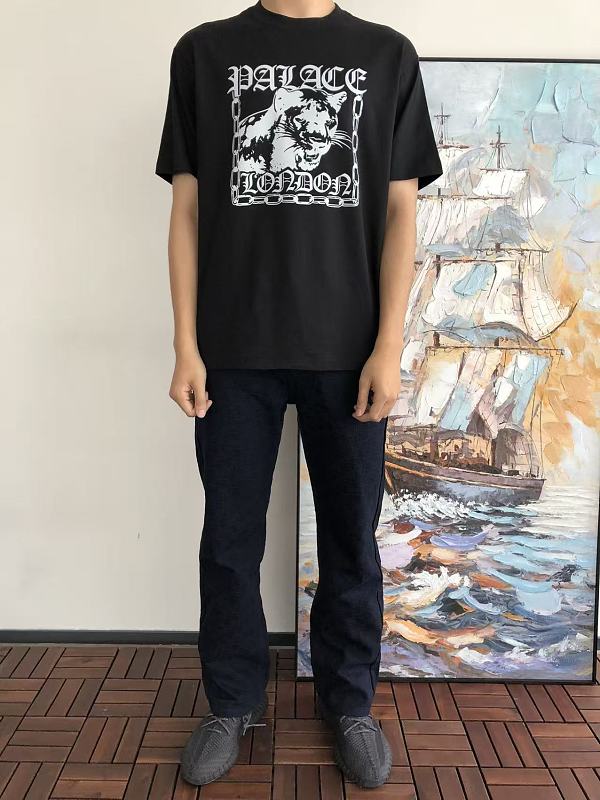 P La E T-shirt · 4