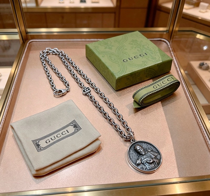 G C I Jewelry · 5
