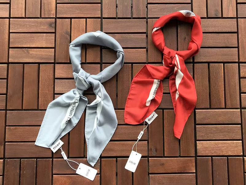 D O Scarf · 3