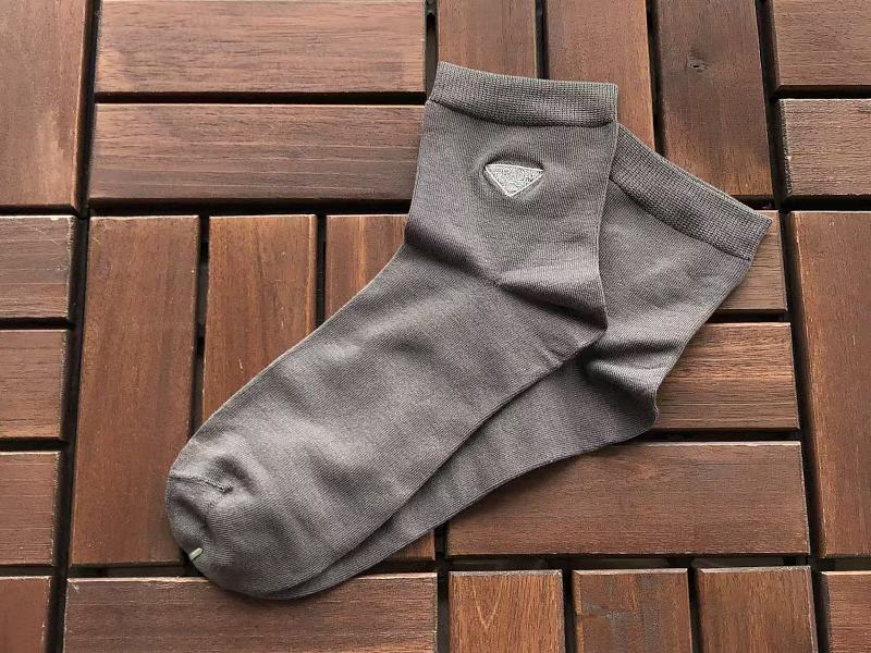 P A A Socks · 4